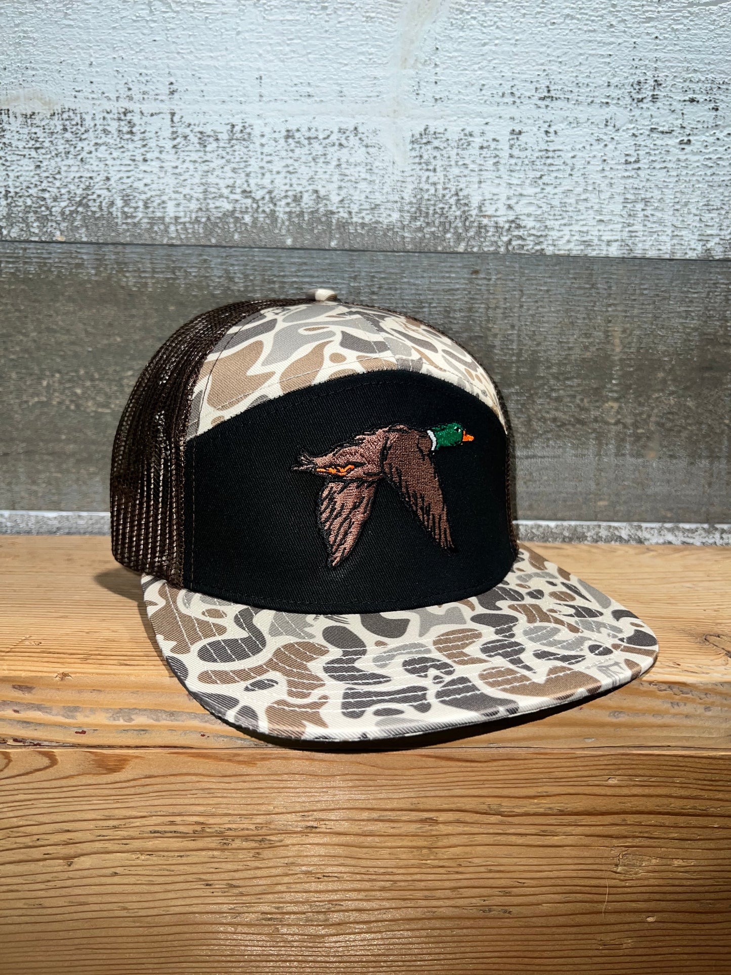 Whitetail Co. Mallard 🦆 7 Panel Old Camo Black Front