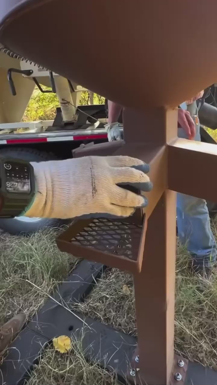 Load video: Adjustable Feed Plates = LOTS of Feed Options !!!